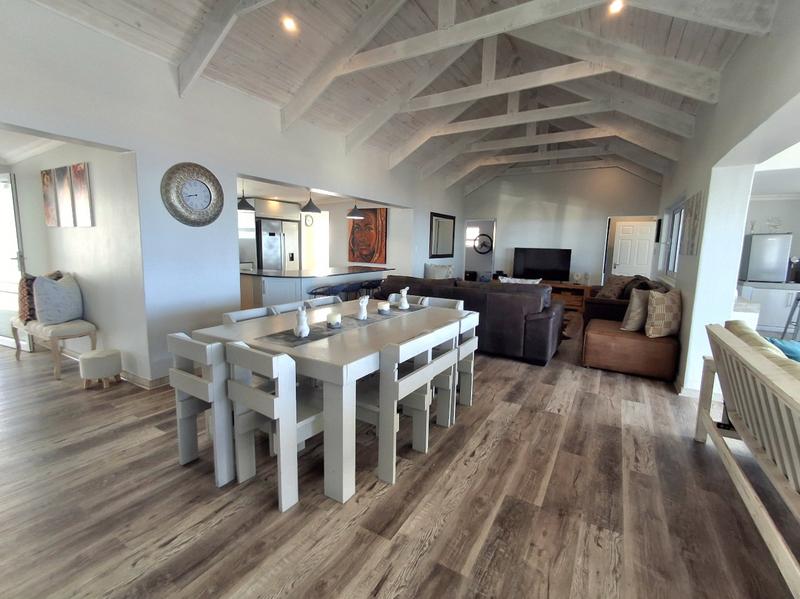 4 Bedroom Property for Sale in Da Gama Bay Western Cape